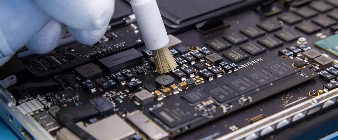 Чистка Apple MacBook от пыли в Архангельском | Замена термопасты