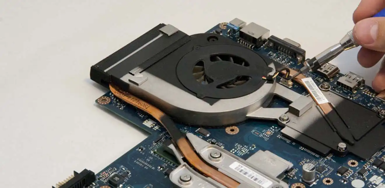 Чистка ноутбука Packard Bell от пыли в Архангельском | Замена термопасты