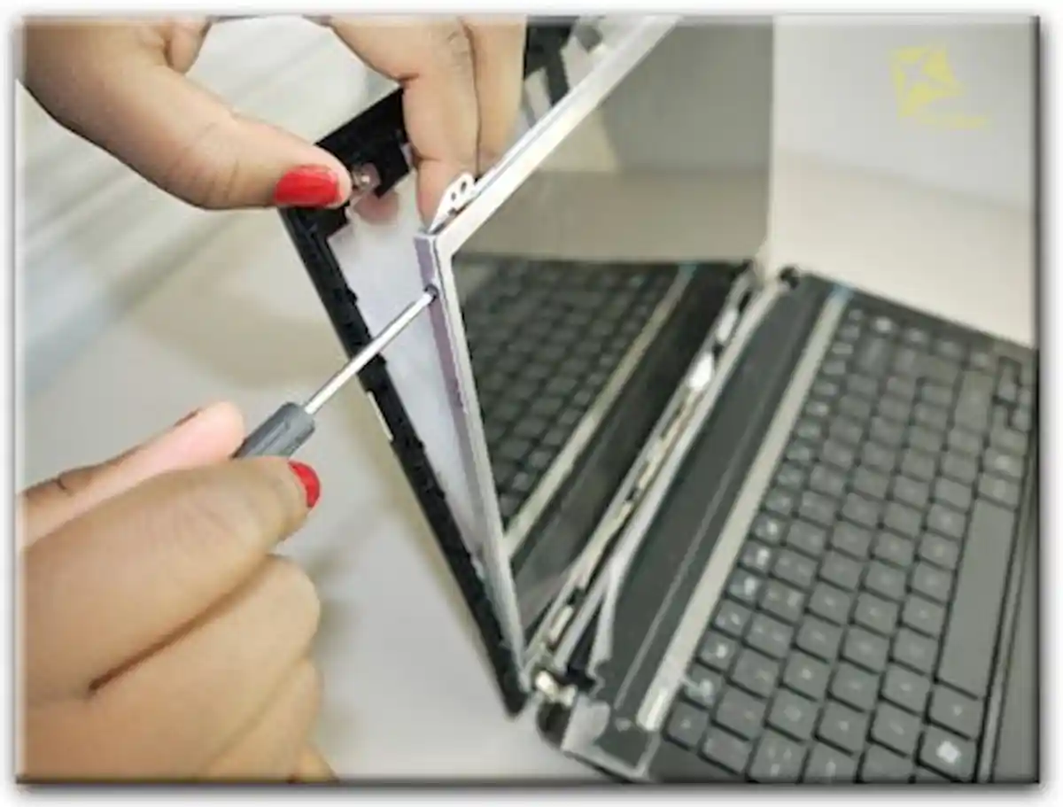 Замена экрана ноутбука Packard Bell в Архангельском